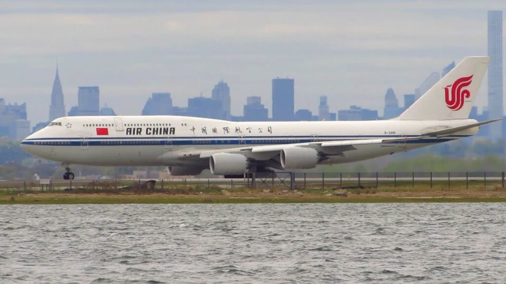 Air China Boeing 747-8i