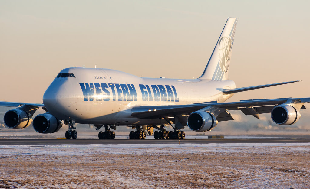 Western Global Airlines Boeing 747-400