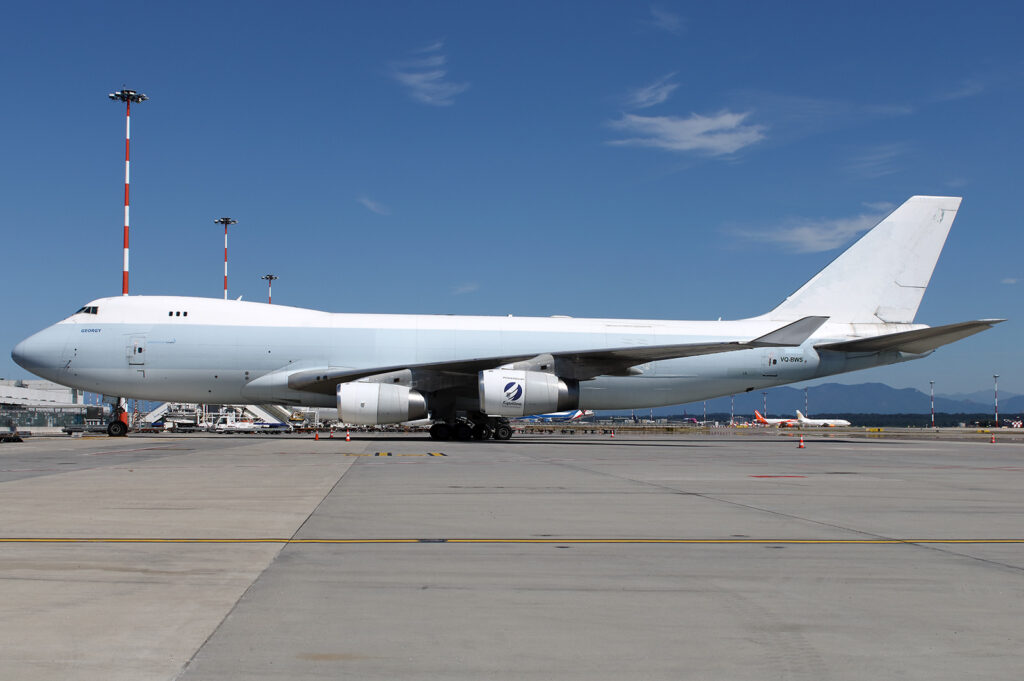 Longtail Aviation Boeing 747-400